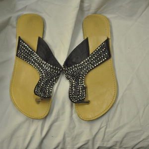 Misbeh rhinestone sandals sz 8 flaws